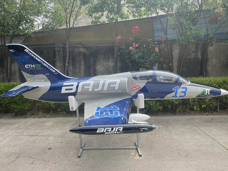 Aero L-39 — 3.5 m photo 10